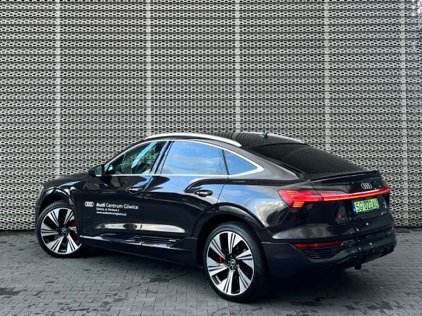 Audi Q8 50 quattro e-tron S-line 251 kW image number 2