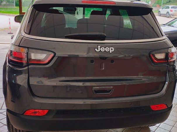 Jeep Compass Limited 96 kW image number 18