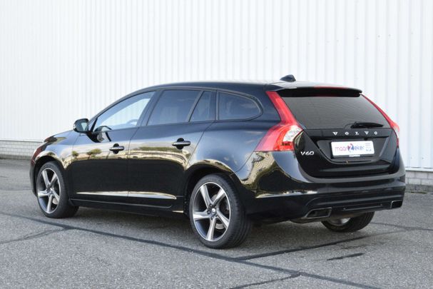 Volvo V60 T3 112 kW image number 25