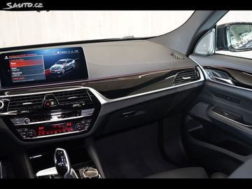 Car image 47