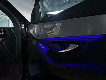 Car image 34