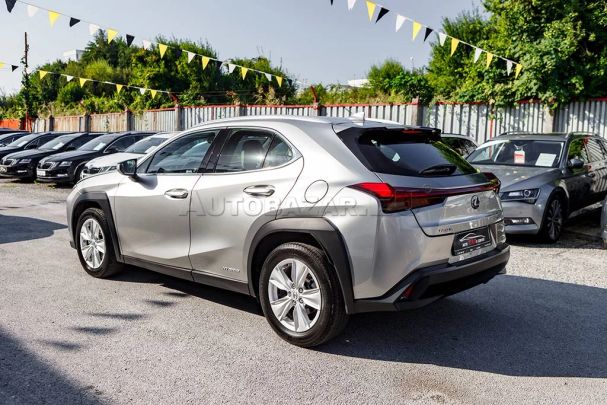 Lexus UX 250h 135 kW image number 17