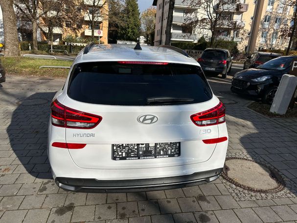 Hyundai i30 1.0 T-GDI Advantage 74 kW image number 6