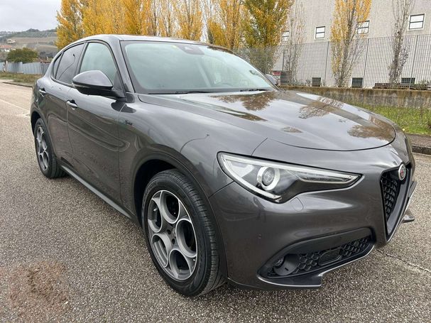 Alfa Romeo Stelvio 2.2 Q4 140 kW image number 2