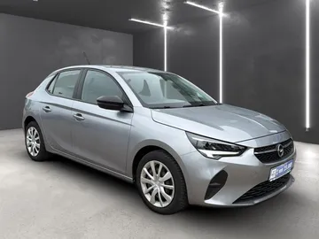 Car image 3