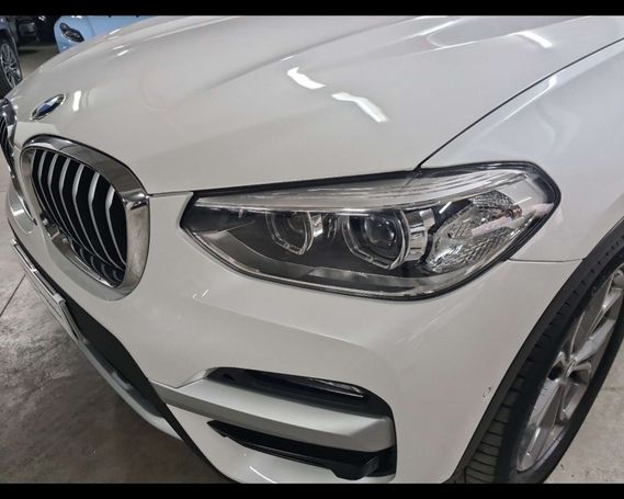 BMW X3 xDrive20d xLine 140 kW image number 11