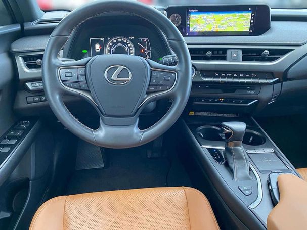 Lexus UX 250h 135 kW image number 8