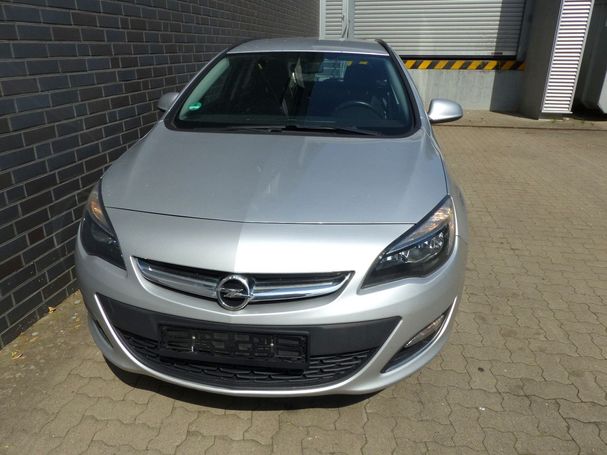 Opel Astra Sports Tourer Edition 121 kW image number 9