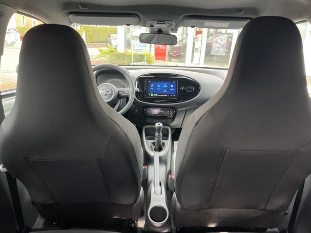 Toyota Aygo X 53 kW image number 8