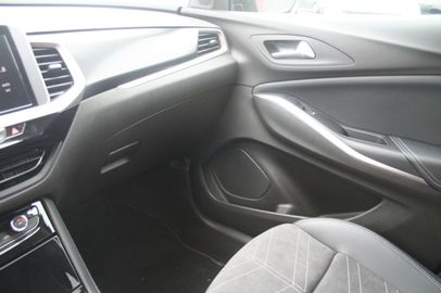 Car image 39