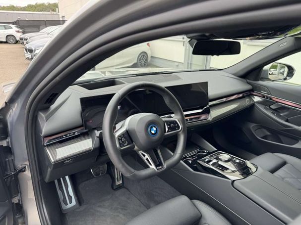 BMW i5 eDrive40 M Sport Pro 250 kW image number 4