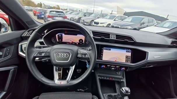 Audi Q3 35 TFSI S-line 110 kW image number 11