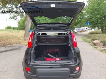 Car image 15
