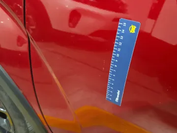 Car image 27