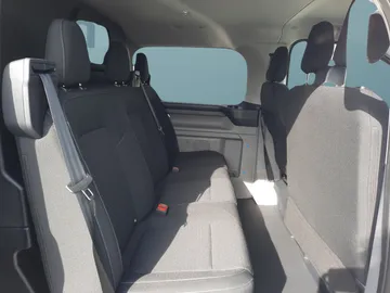 Car image 29