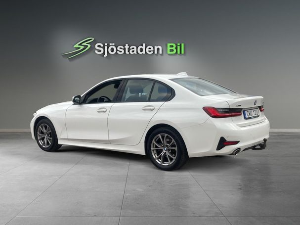 BMW 320d xDrive Sport Line 140 kW image number 3