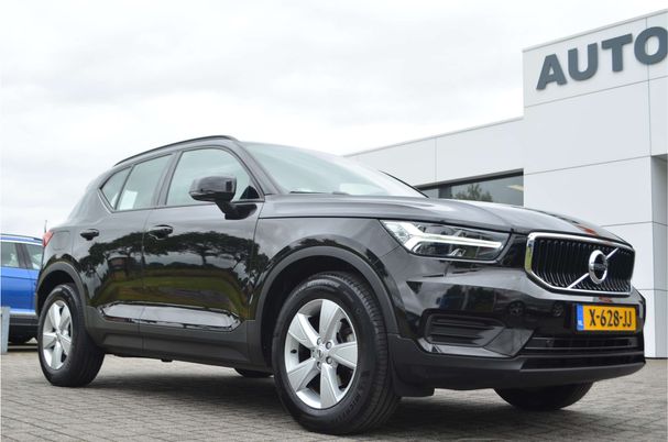 Volvo XC40 T3 120 kW image number 9