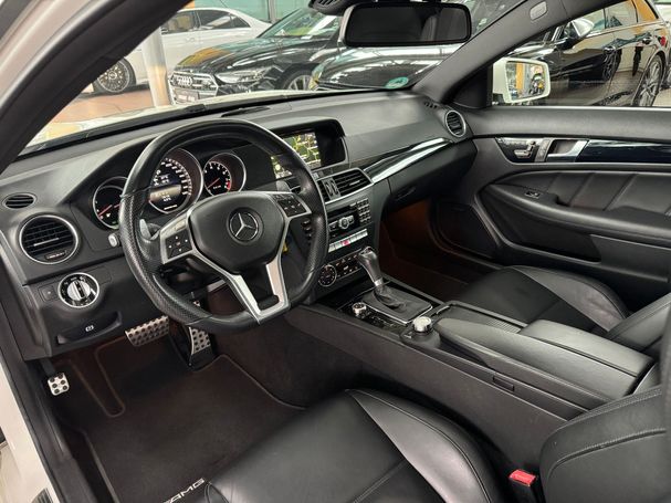 Mercedes-Benz C 63 AMG C Coupe 336 kW image number 23