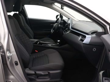 Car image 30