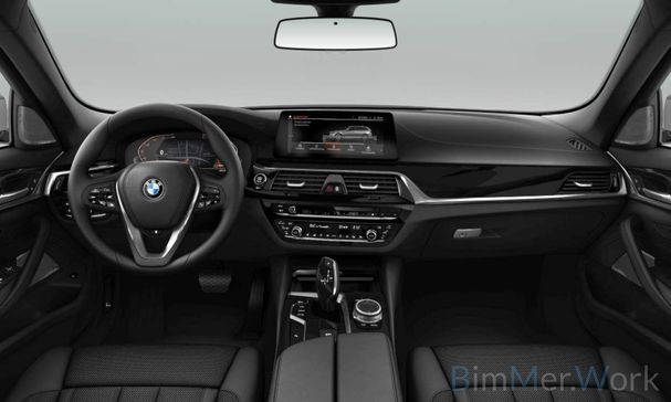 BMW 530d Touring xDrive 195 kW image number 10