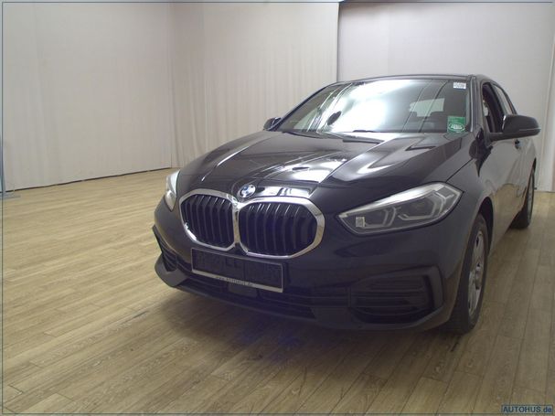 BMW 118 Advantage 100 kW image number 1