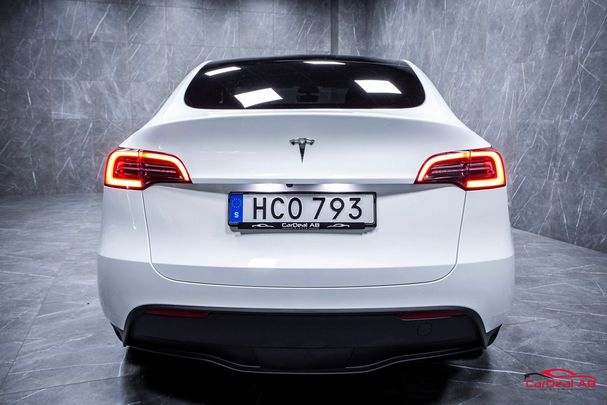 Tesla Model Y Standard Range 221 kW image number 6