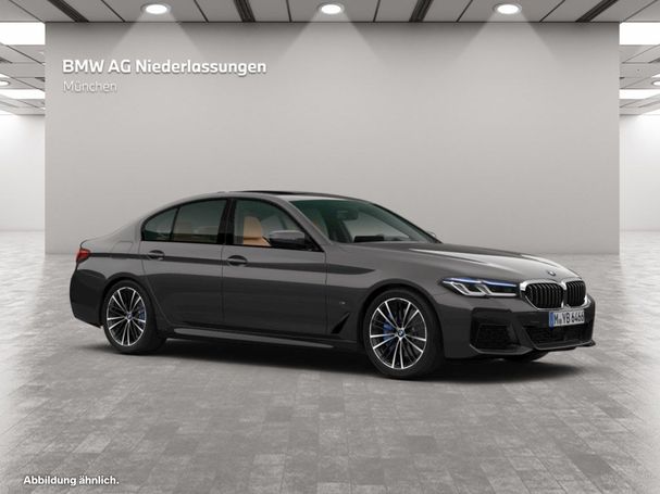 BMW 540i xDrive 245 kW image number 13