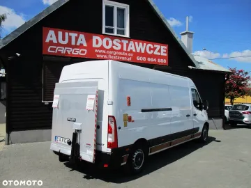 Car image 40