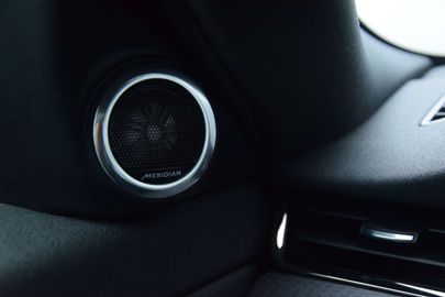 Car image 38