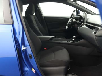 Car image 30