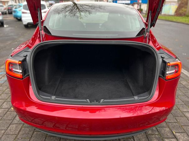 Tesla Model 3 Long Range AWD 366 kW image number 9