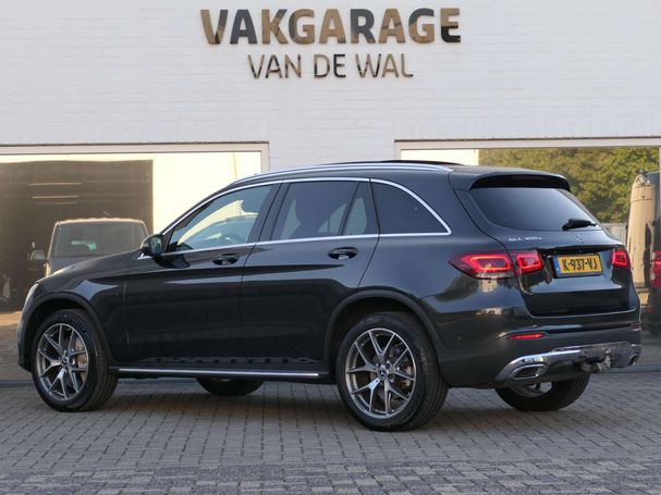 Mercedes-Benz GLC 300 e 4Matic 235 kW image number 2