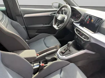 Car image 25