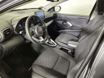 Car image 12