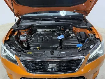 Car image 27