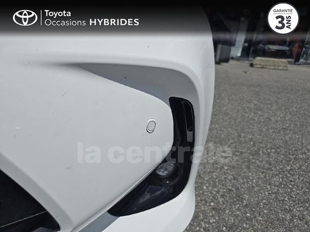 Toyota Yaris Hybrid 85 kW image number 21