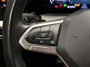 Car image 41