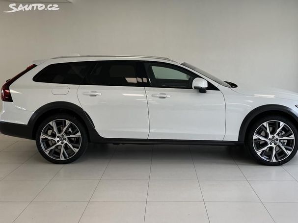 Volvo V90 Cross Country AWD B4 155 kW image number 5