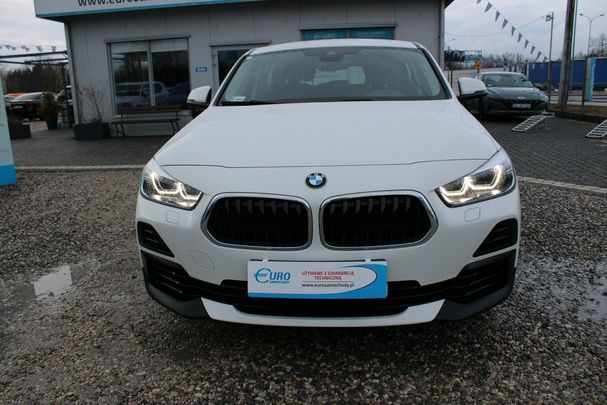 BMW X2 sDrive18i Advantage 103 kW image number 4