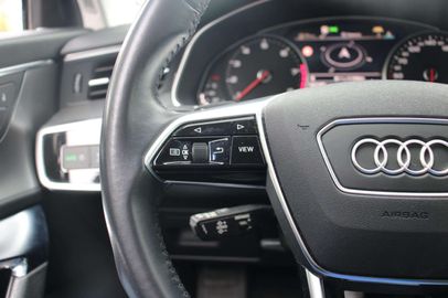 Car image 41