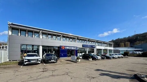 Car image 29