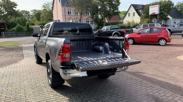 Toyota Hilux 4x4 150 kW image number 9