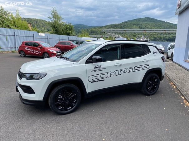 Jeep Compass 1.3 Night Eagle 96 kW image number 3