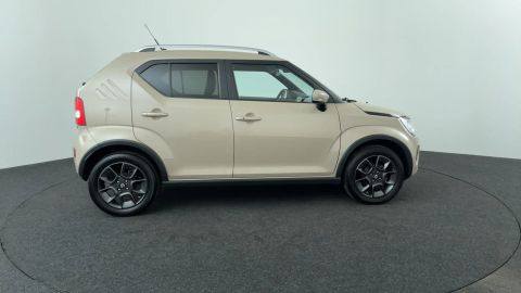 Car image 4