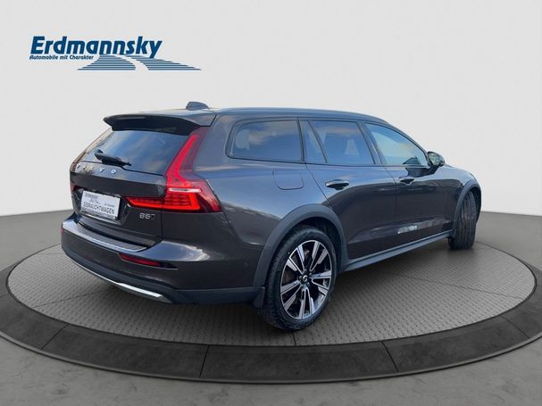 Volvo V60 Cross Country AWD B5 184 kW image number 3