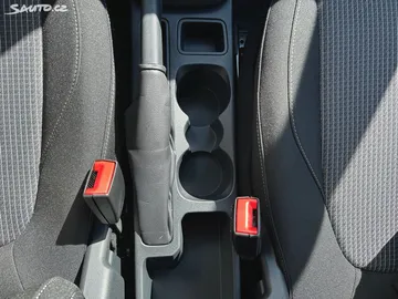 Car image 27
