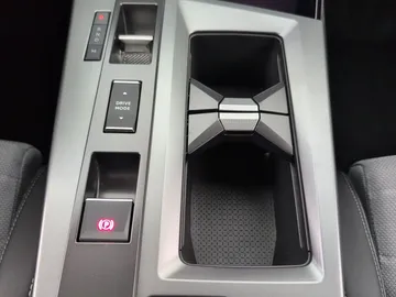 Car image 41