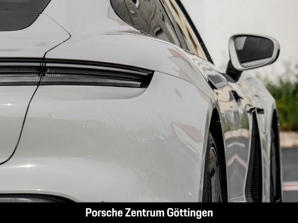 Porsche Taycan 320 kW image number 44