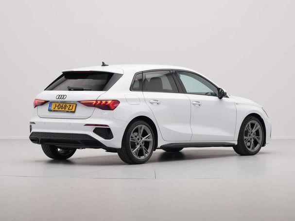 Audi A3 35 TFSI S-line Sportback 110 kW image number 3