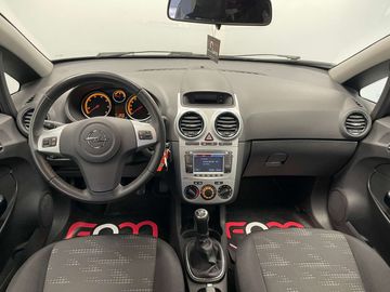 Car image 12